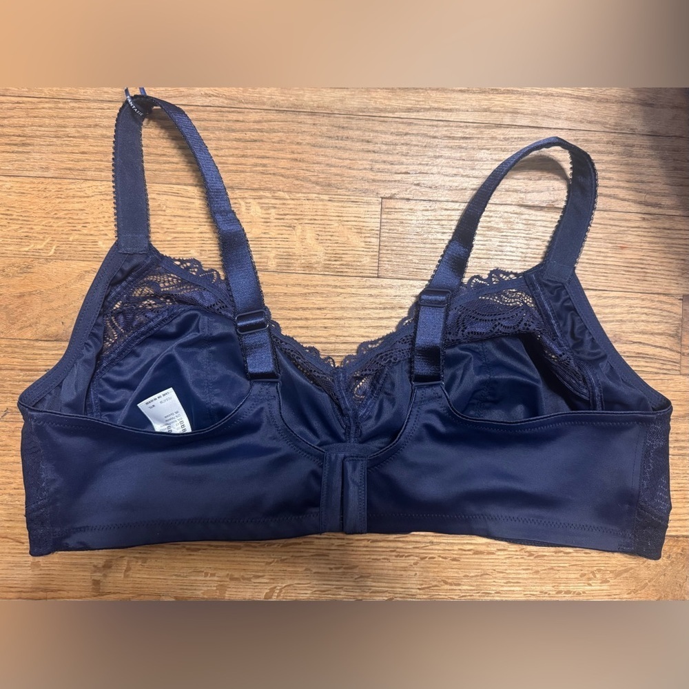 Fantasie Memoir Soft Cup Bra in Navy - Picture 6 of 7